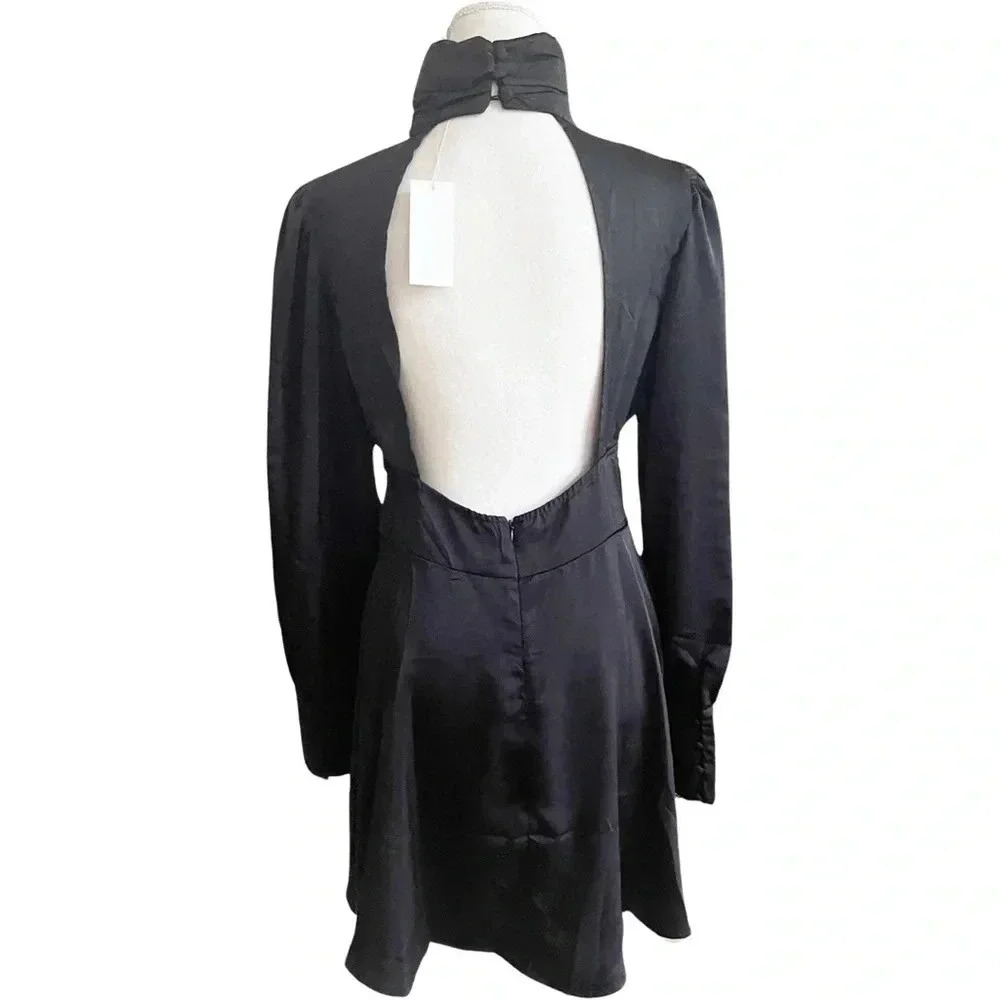 Edit by nine High neck, plunge neck, long sleeves dress. Soft silky finish - Picture 7 of 11